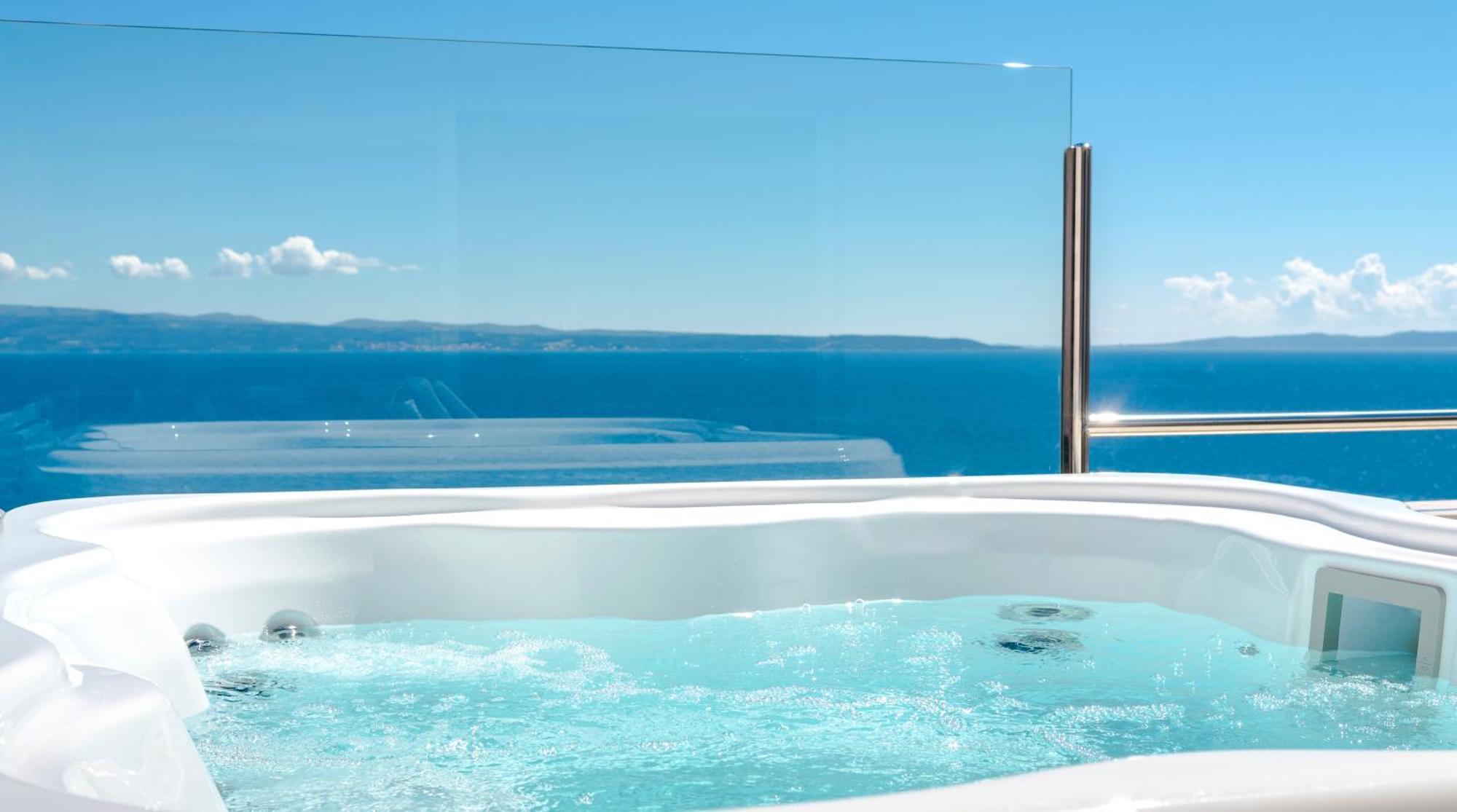 Penthouse With Terrace And Hot Tub - Ivan Appartement
