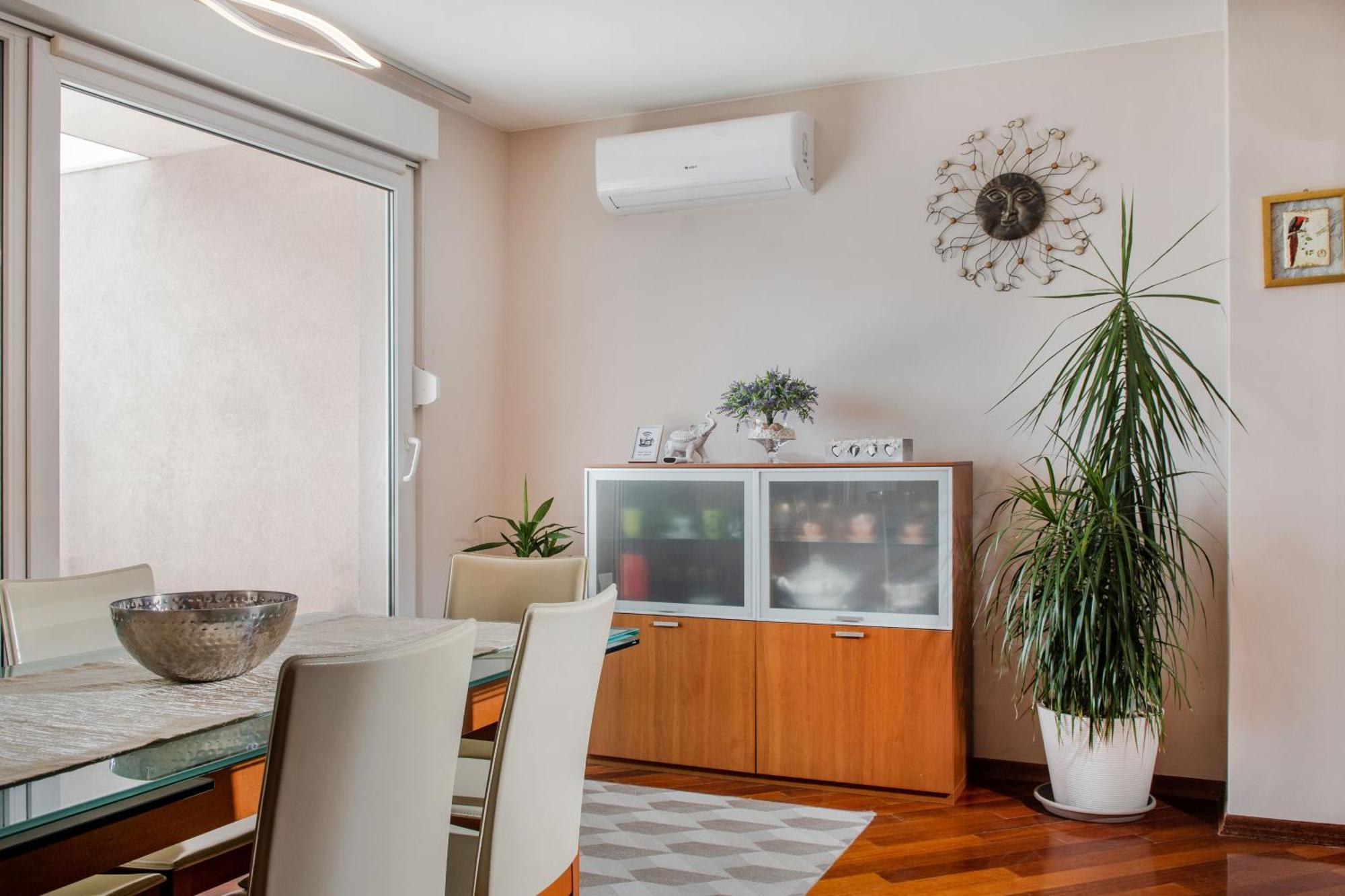 Penthouse With Terrace And Hot Tub - Ivan Appartement *